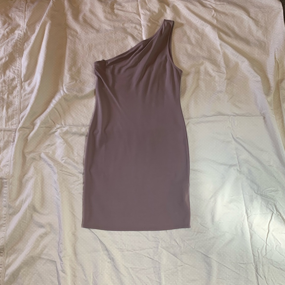 Forever 21 body dress